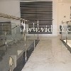 GVP: garde-corps inox et verre trempe 10mm fixer avec les pattes.